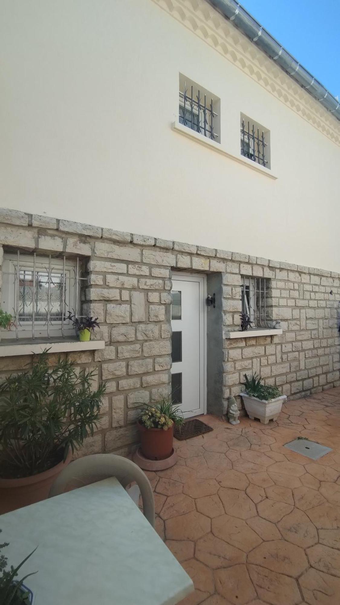 Appartement Entre Mer Et Gardiole Frontignan Bagian luar foto